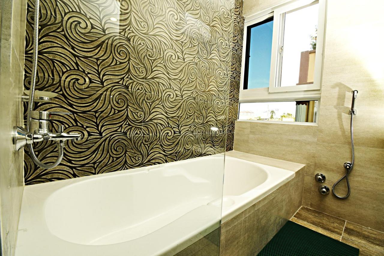 The Milestone Hotel Katmandu Zewnętrze zdjęcie