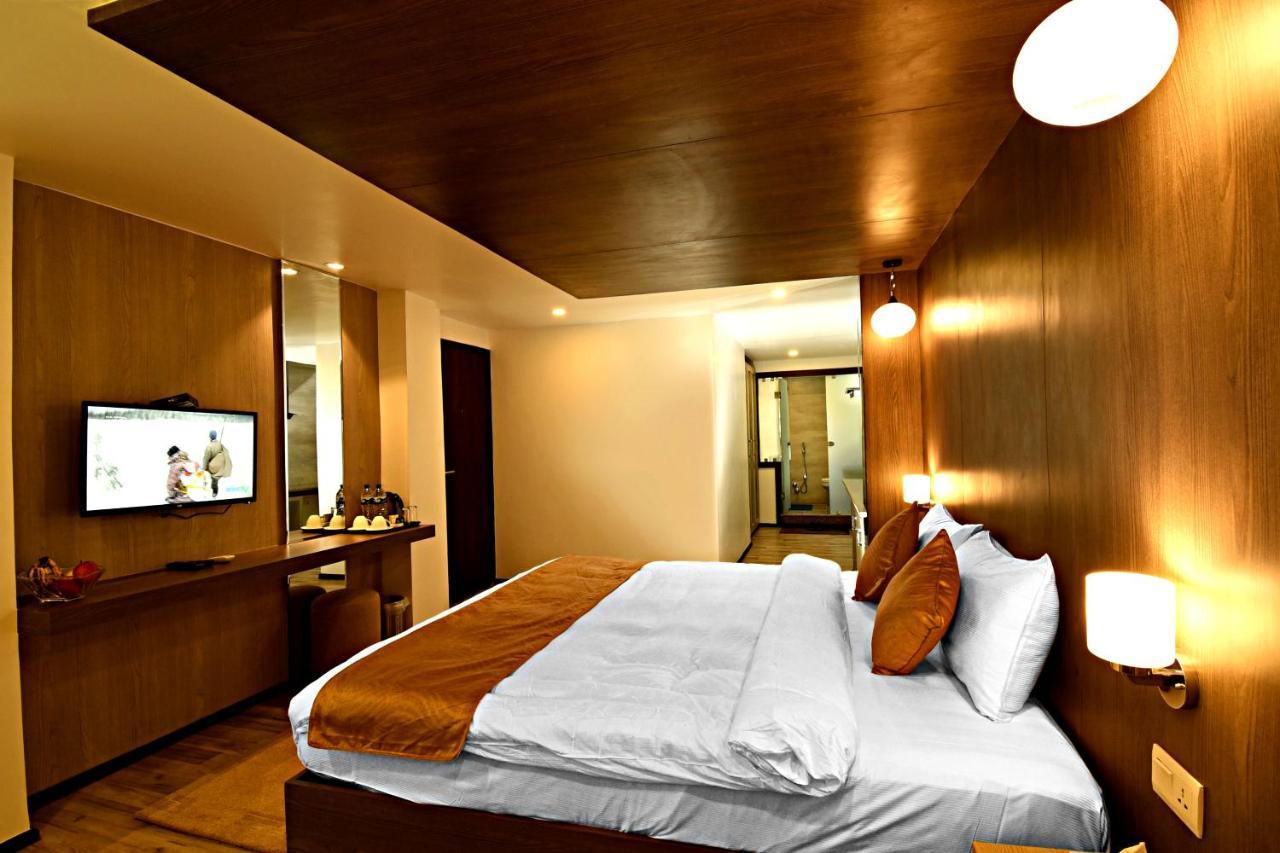 The Milestone Hotel Katmandu Zewnętrze zdjęcie