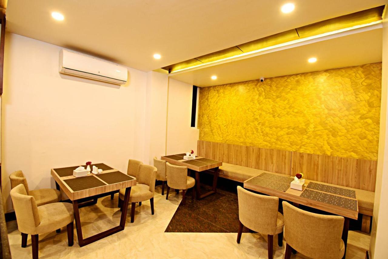 The Milestone Hotel Katmandu Zewnętrze zdjęcie
